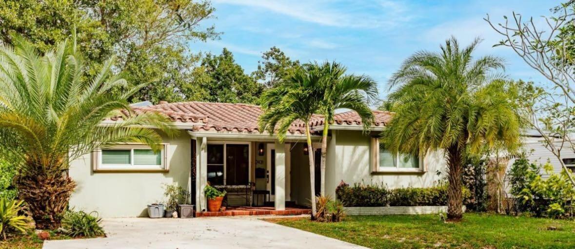 Uhost Ai - Updated 1B1B Hideaway - Sleeps 3 Hollywood Eksteriør bilde