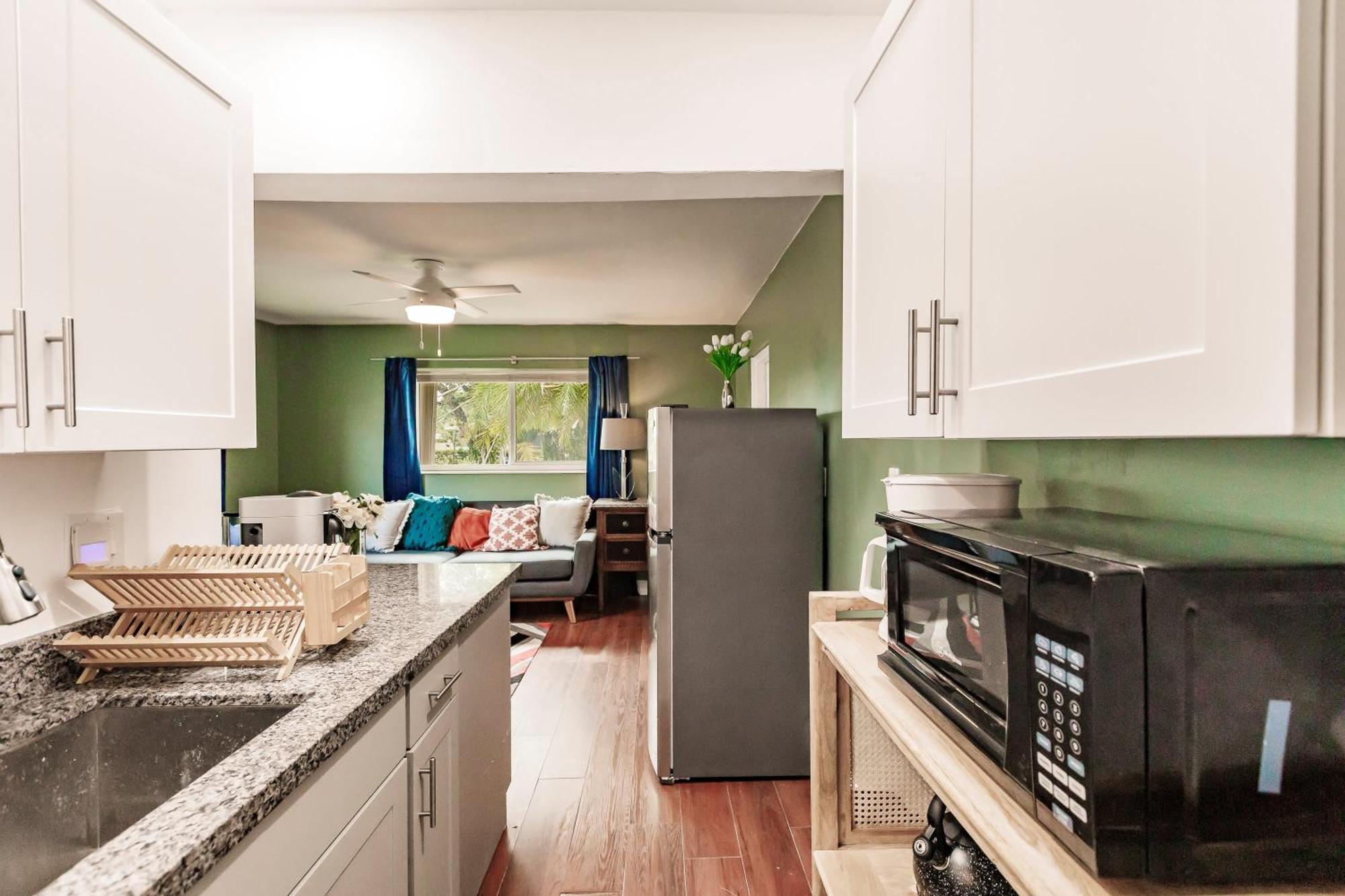 Uhost Ai - Updated 1B1B Hideaway - Sleeps 3 Hollywood Eksteriør bilde
